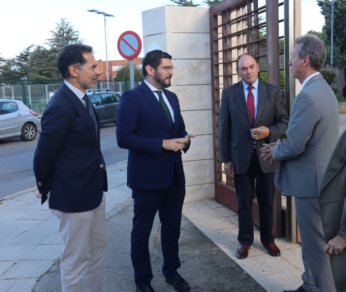 El Gobierno de Aragón pide a la Universidad que colabore en la puesta en marcha en Teruel del Centro de Estudios Demográficos