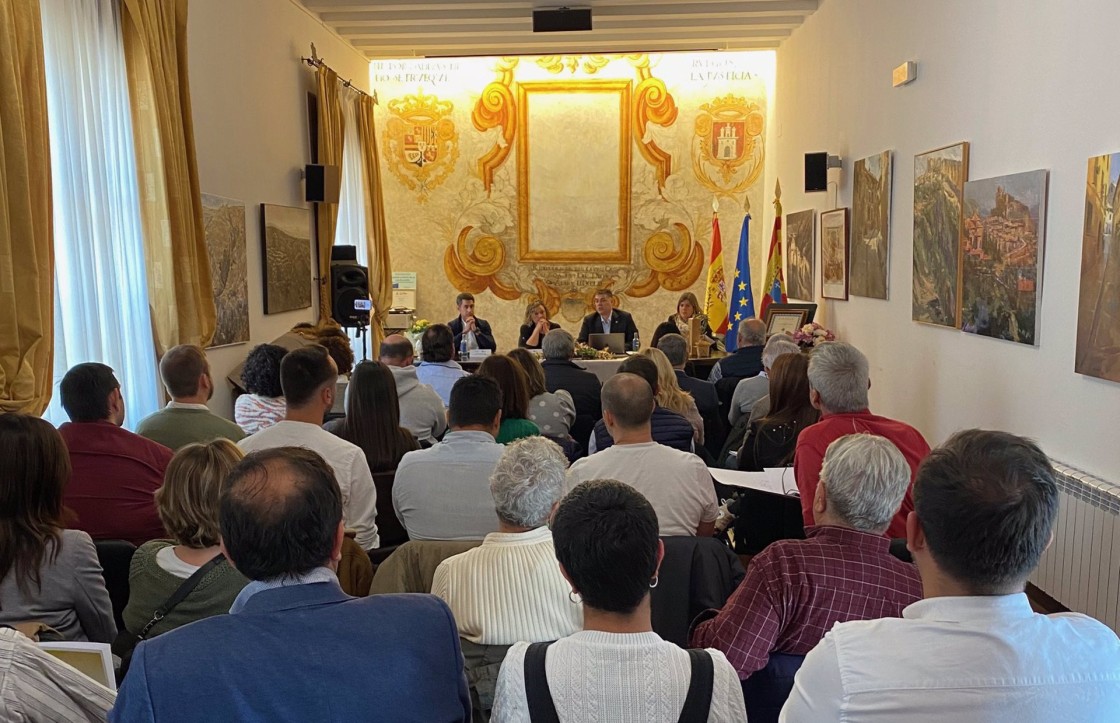 El alcalde de Rubielos, Ángel Gracia, elegido presidente de la región Este de Los Pueblos más Bonitos de España