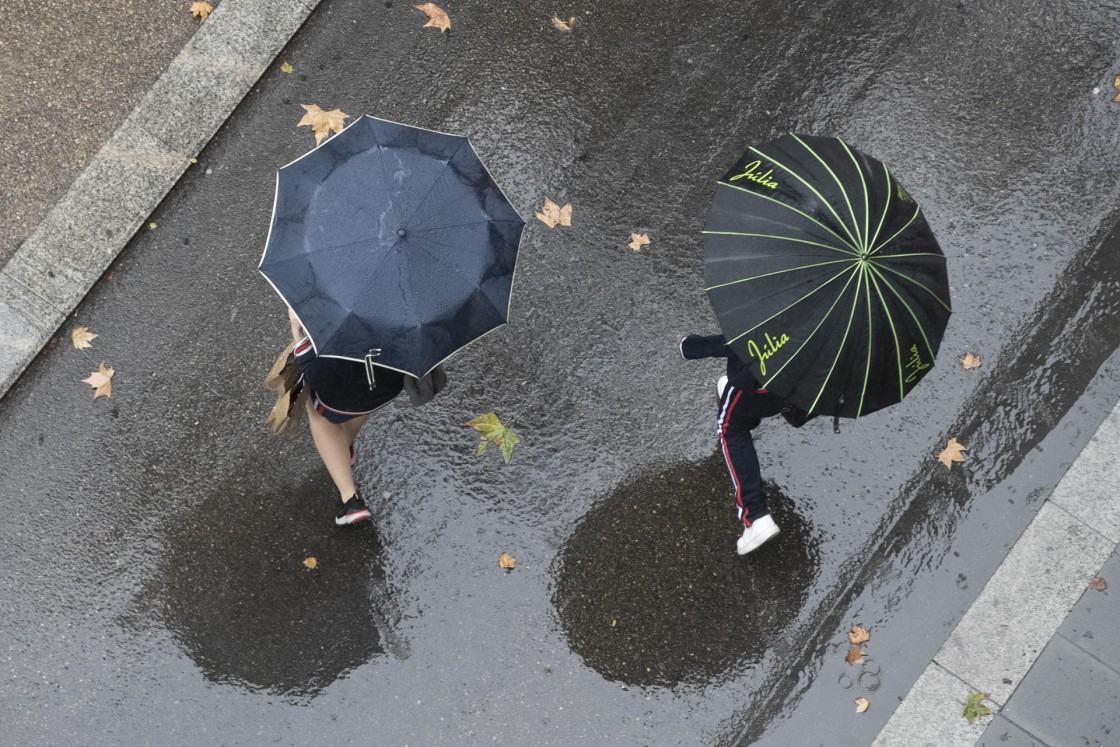 El viento supera los 100 km/h en Andorra y Castellote