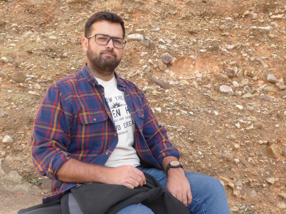 Chabier de Jaime Soguero, doctorando de Paleontología: “Al empezar a investigar te das cuenta de que la paleontología es una cosa muy apasionante”