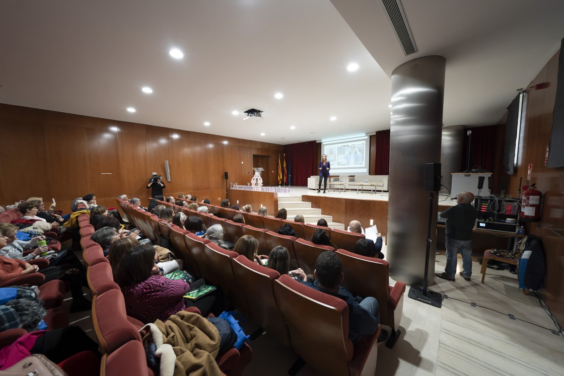 'Liderando en femenino' muestra referentes para empoderar a la mujer
