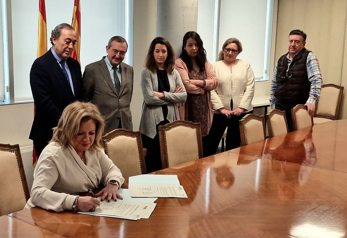 Los sindicatos médicos denuncian que en el sector sanitario de Teruel solo ha habido 14 de las 5.000 consultas de apoyo realizadas en Aragón