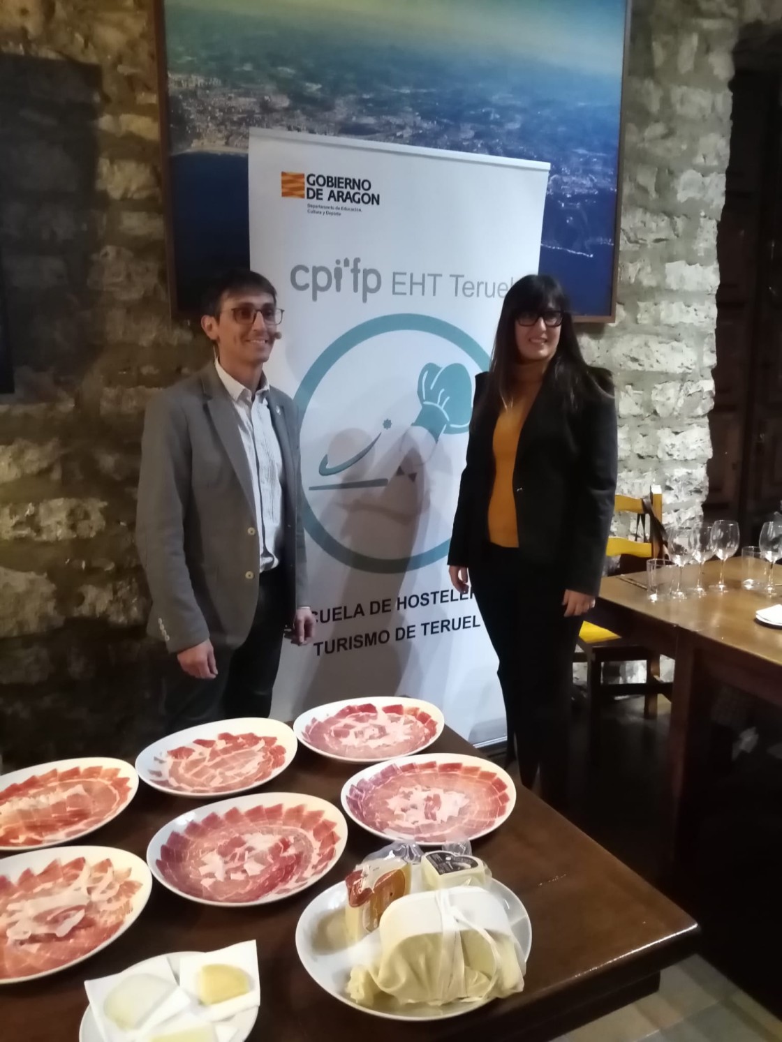 Chefs de Teruel y Donosti cocinan en directo lo mejor de ambas gastronomías