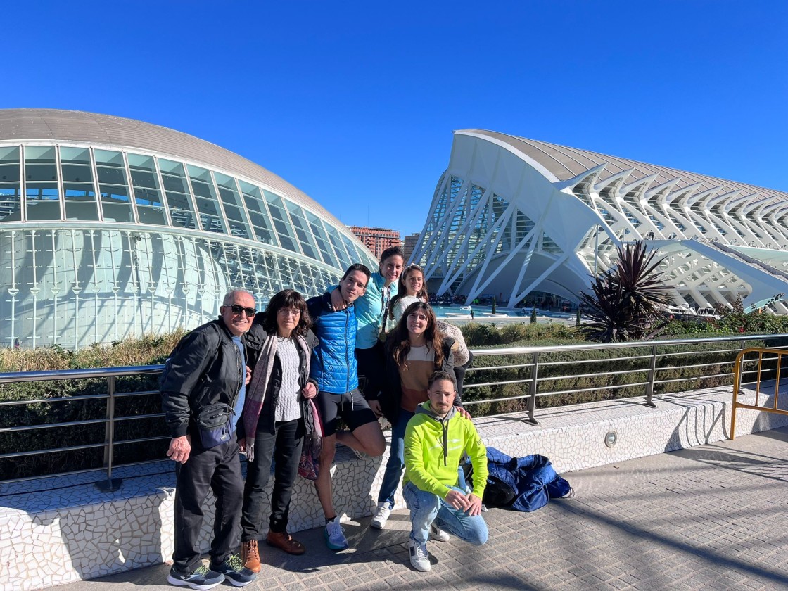 Elena Silvestre acaba la Maratón de Valencia como la octava mejor corredora española