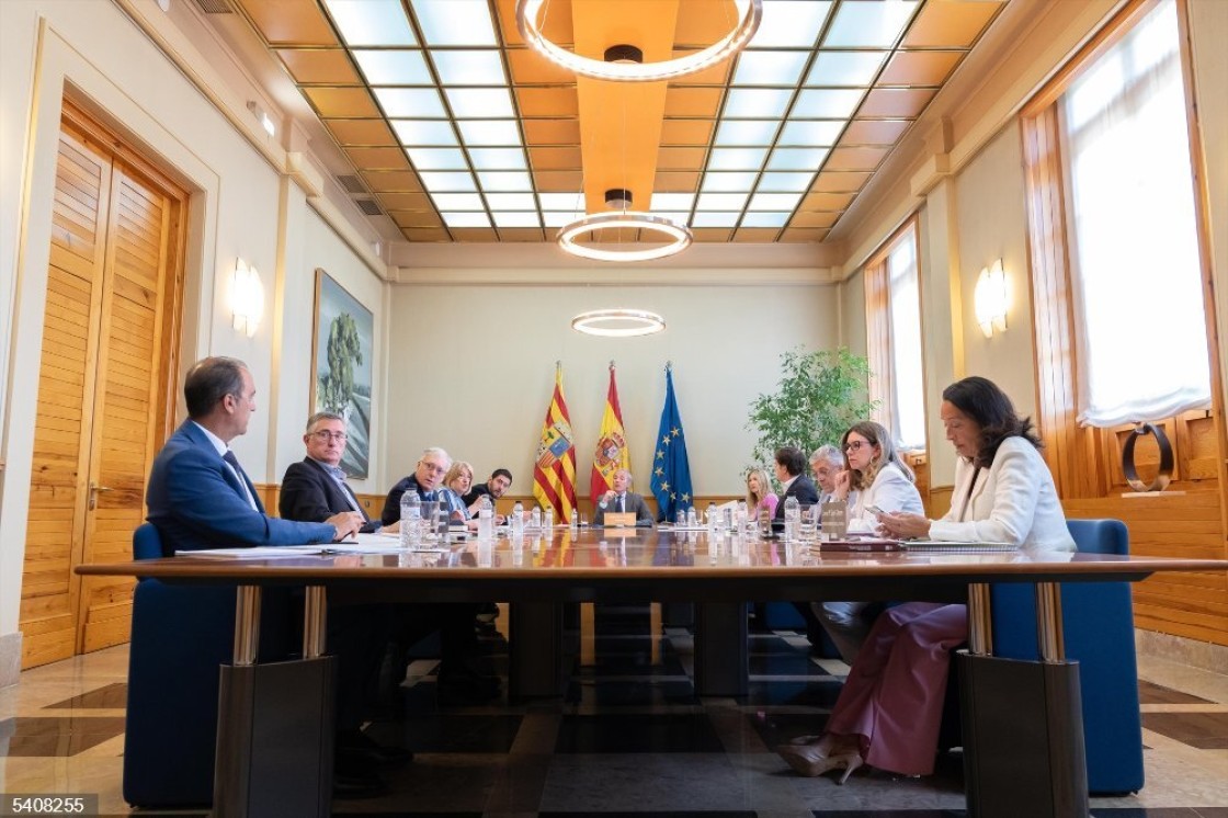 El Gobierno de Aragón de PP y Vox aprobará el viernes su primer presupuesto con el apoyo del PAR y Teruel Existe