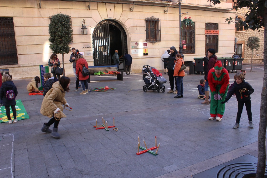 Estrellas, duendes, juegos y música centran la programación navideña para los pequeños en la capital