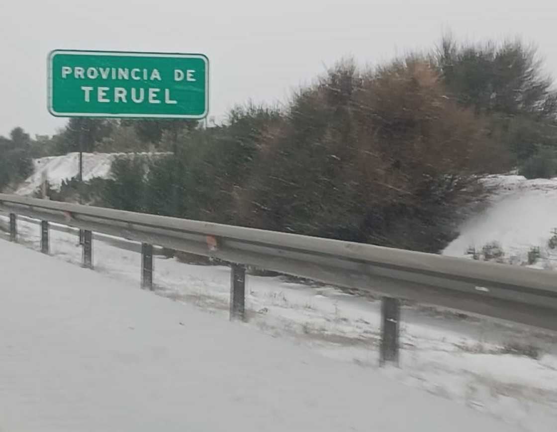 La nieve llega a la provincia de Teruel: consulta aquí el estado de las carreteras