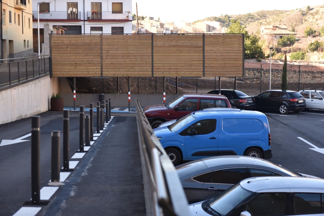 La oposición de Alcorisa pide clarificar los sobrecostes del aparcamiento del Matadero