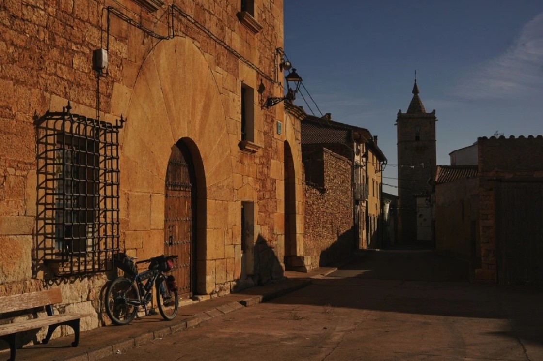 'De Resistencia y Esperanza', una ruta por el desierto demográfico de Teruel