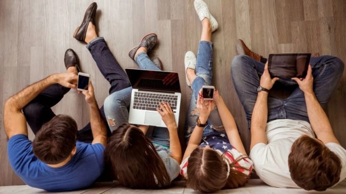 Jóvenes e Internet