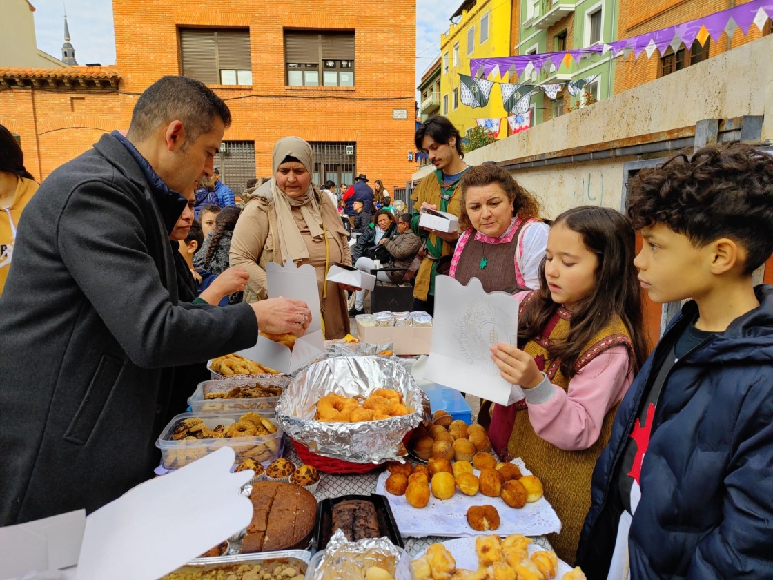 El CEIP Pierres Vedel celebra su tradicional mercadillo medieval