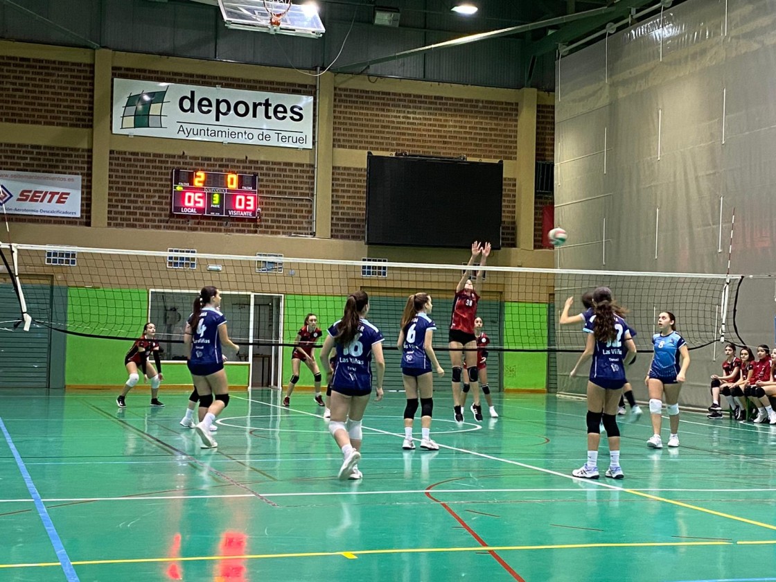 Las Viñas sigue arrasando en la liga provincial femenina de voleibol