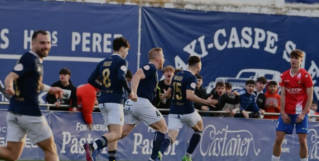 El Calamocha compite, pero pierde con algo de polémica ante el Caspe (2-1)