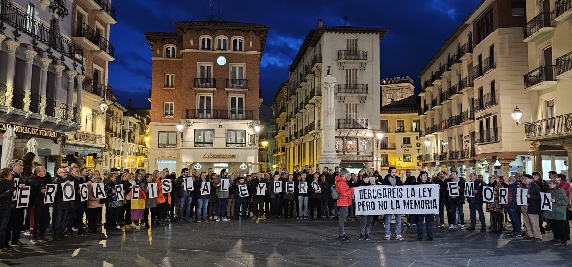 La Plataforma de Acción por la Memoria en Aragón carga contra la derogación de la ley