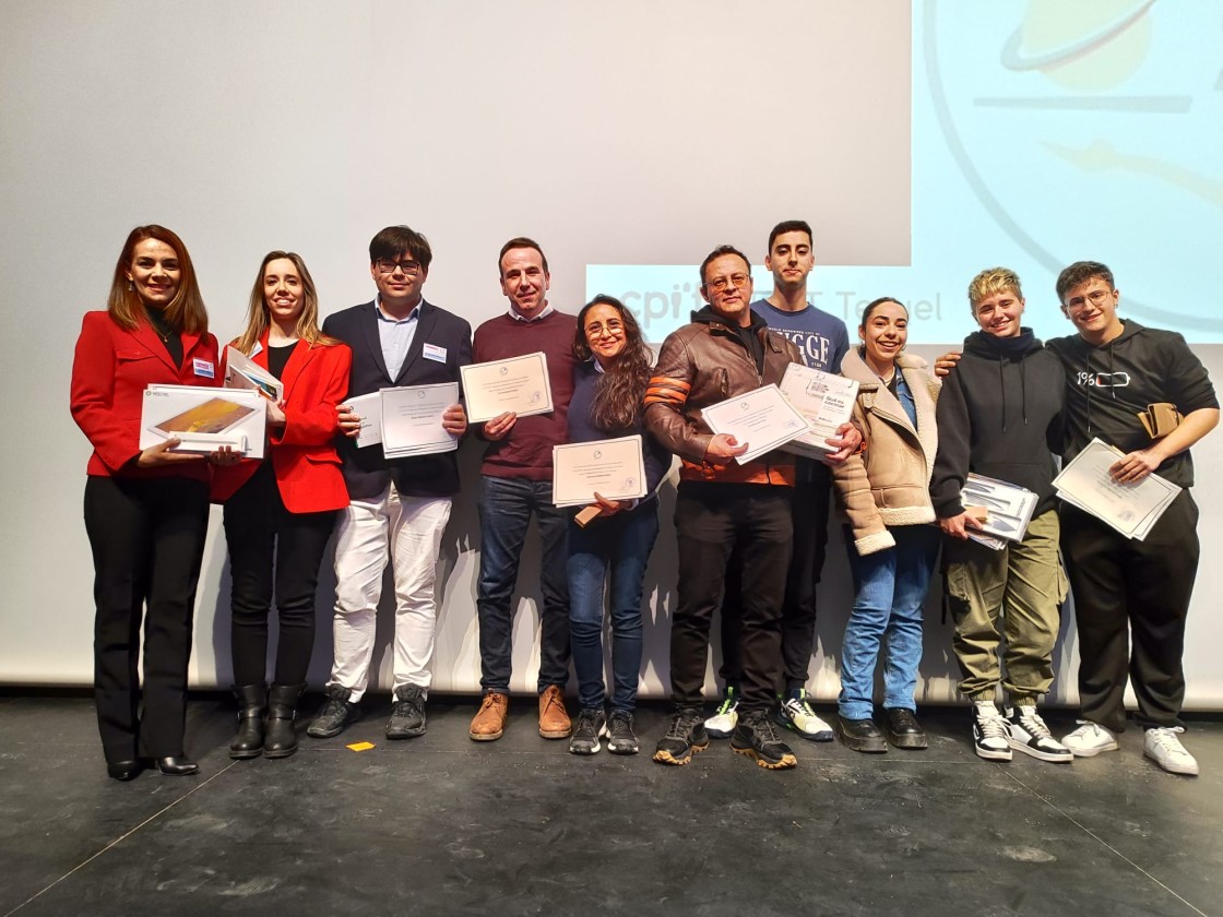 Fardel 2.0 gana el concurso de cocina y ‘Leave me alone’ el de coctelería