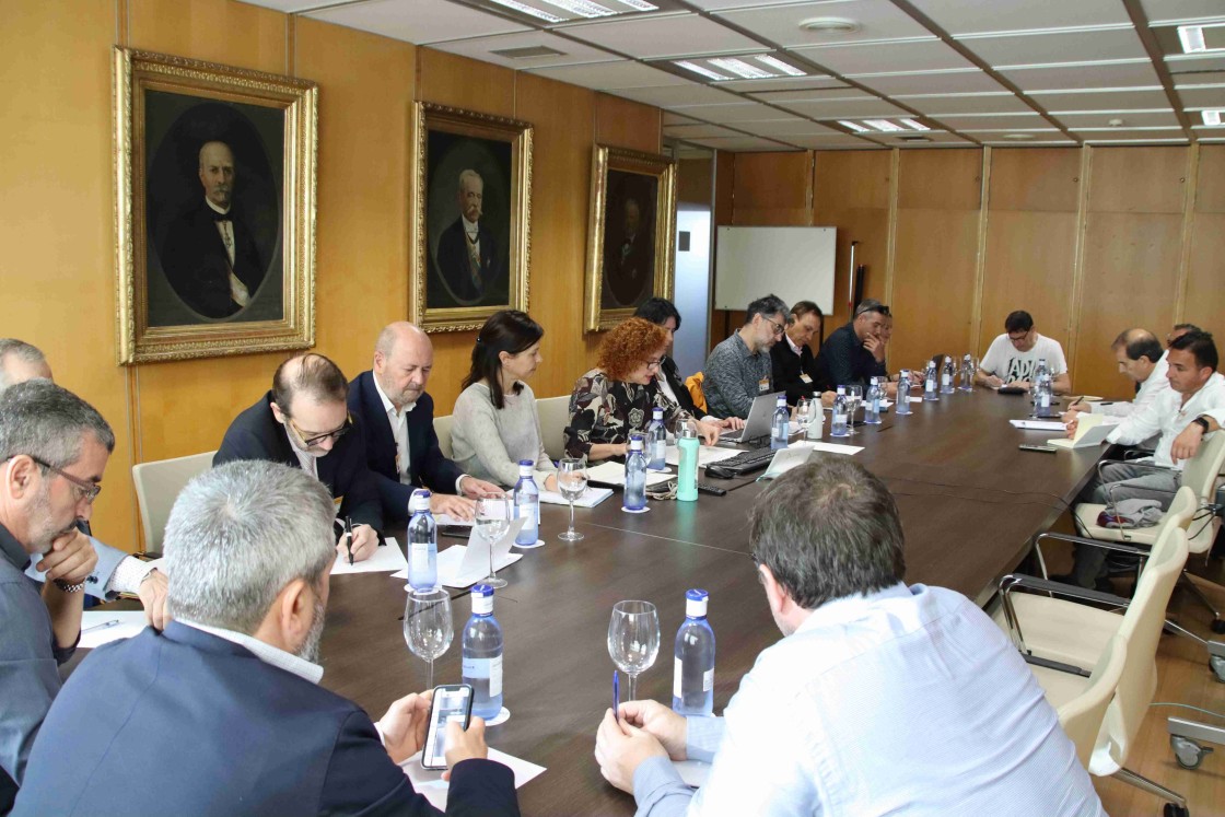 Los sindicatos piden la “urgente reindustrialización” de las comarcas mineras