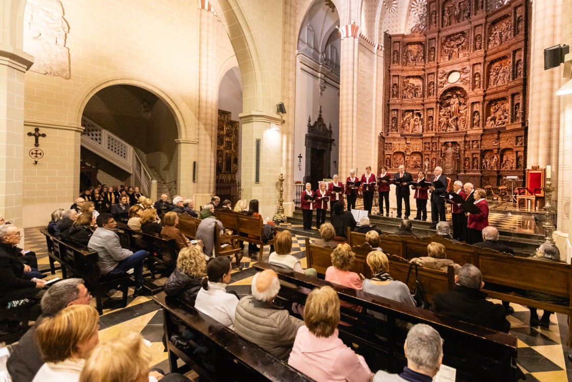 Voces de Barcelona, Teruel y Zaragoza se unen en el Encuentro Coral en la Catedral