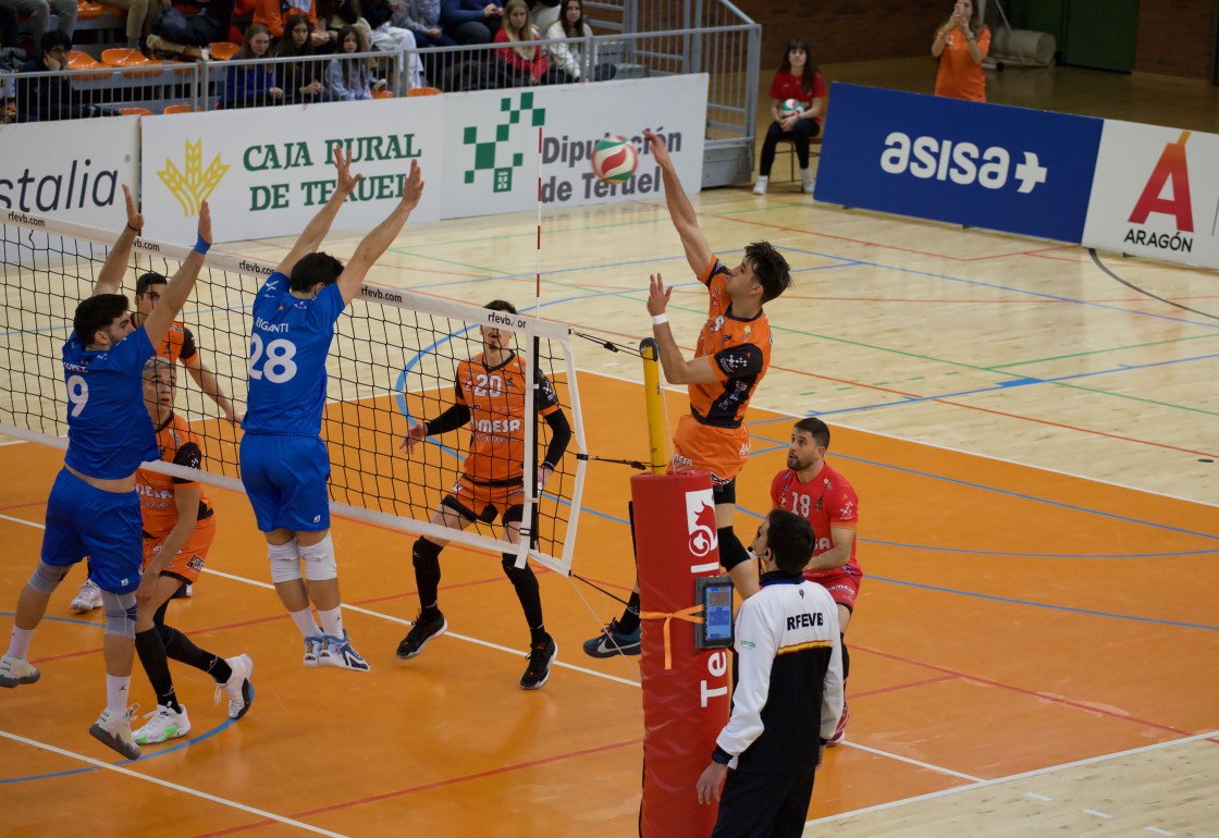 El Pamesa Teruel consolida su cuarto puesto tras un partido sufrido ante Melilla (3-2)