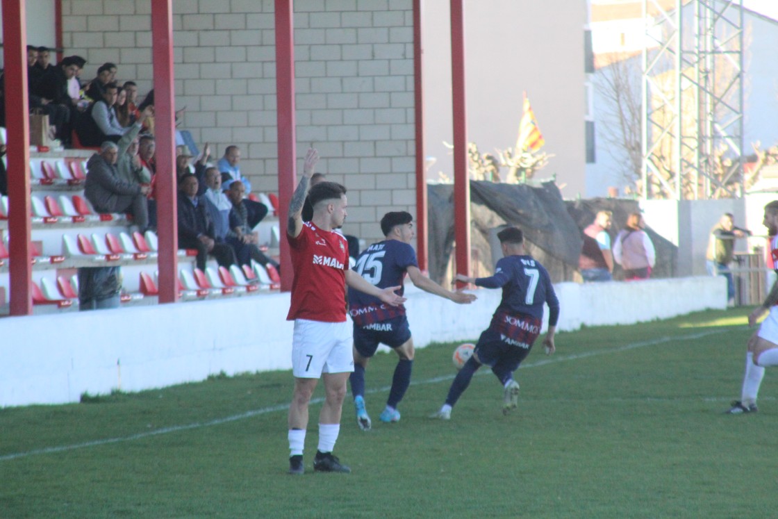 Huesca B y Calamocha se cruzan para acabar con la mala racha (11:00)