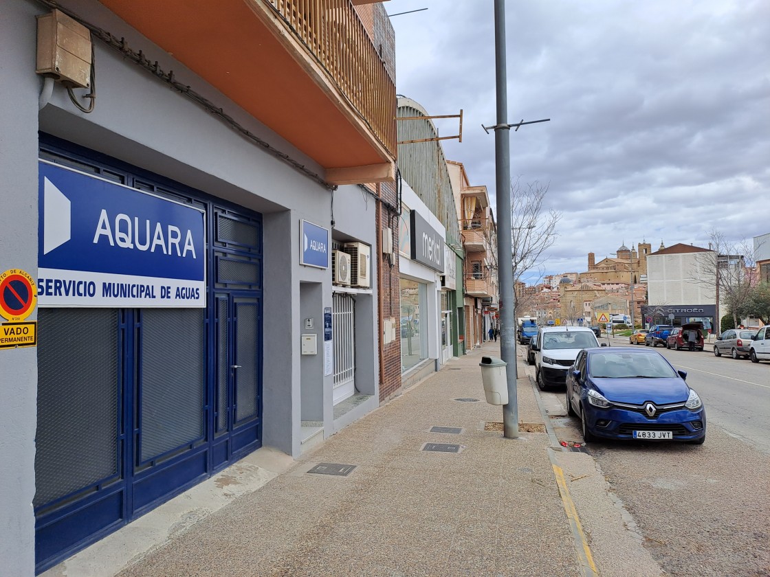 Alcañiz mantendrá externalizado el servicio  de abastecimiento de agua y alcantarillado