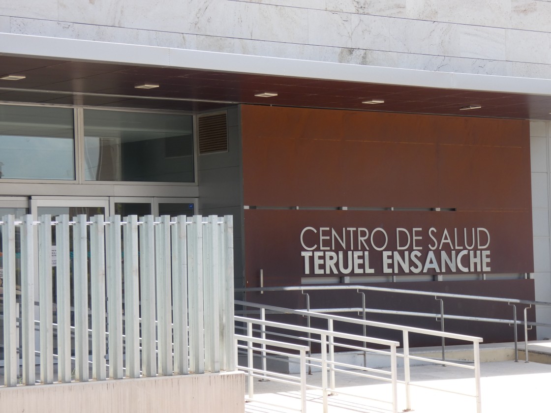 Seis días, el tiempo medio de demora para conseguir cita médica en el Centro de Salud Teruel Ensanche