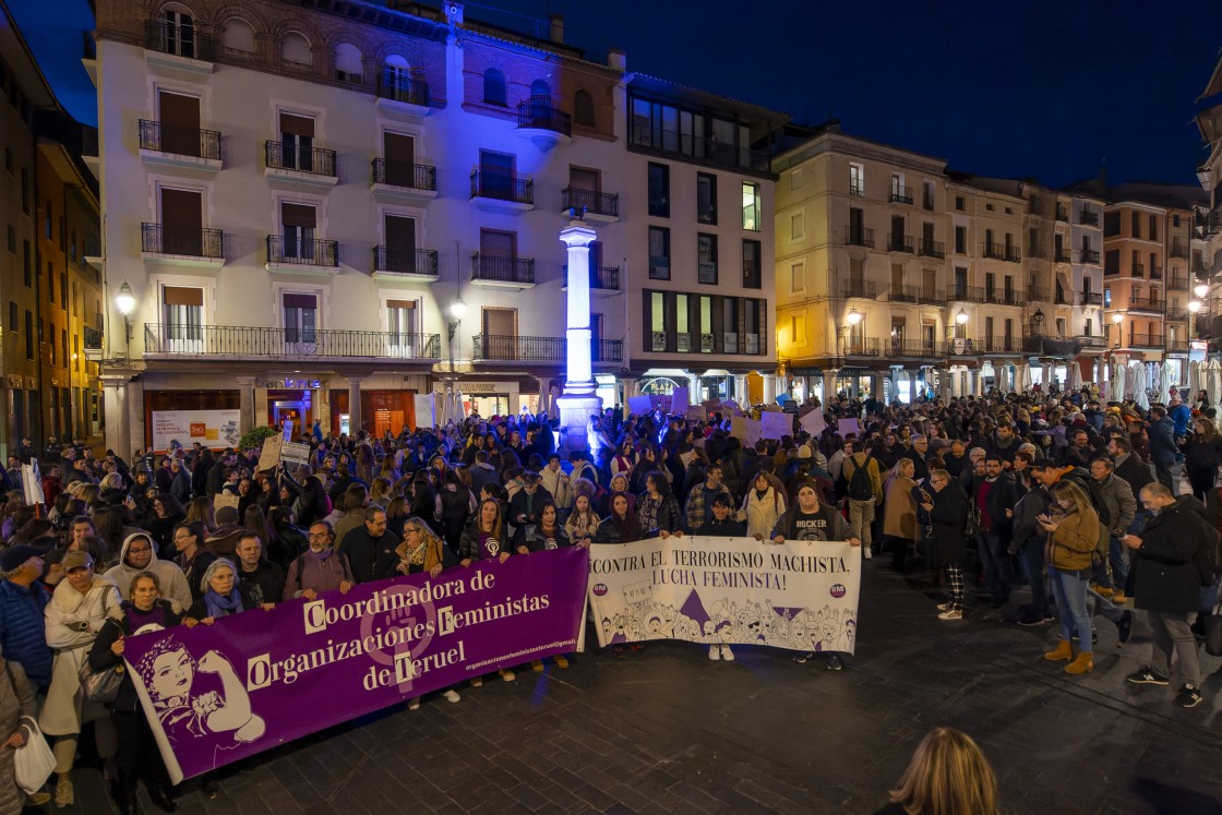 El movimiento feminista de Teruel llama a sumarse a la manifestación del 8M a las 19.30 en la plaza del Torico