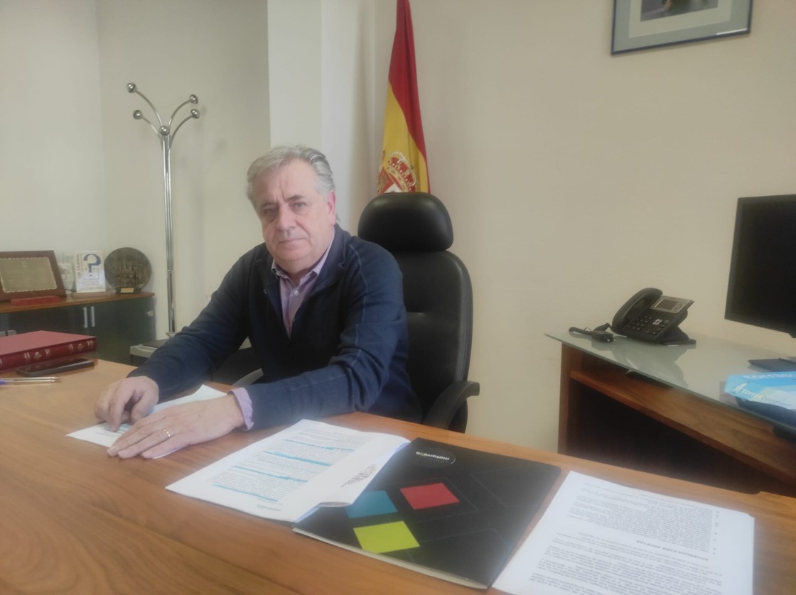 Fernando Camps, presidente de la Comarca del Matarraña: “Comparándonos con otras comarcas, el Matarraña lleva un Ferrari en materia de reciclaje”