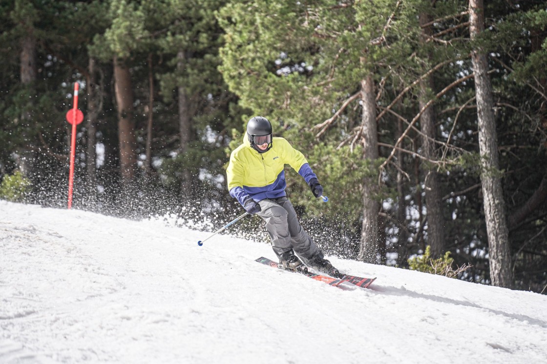 Aramón concluye con 800.000 esquiadores una temporada 