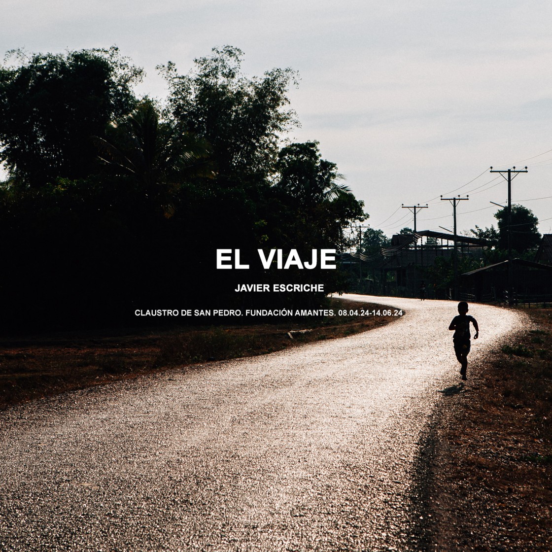 El fotógrafo turolense Javier Escriche muestra su aventura hacia lo desconocido en una exposición en el claustro de San Pedro