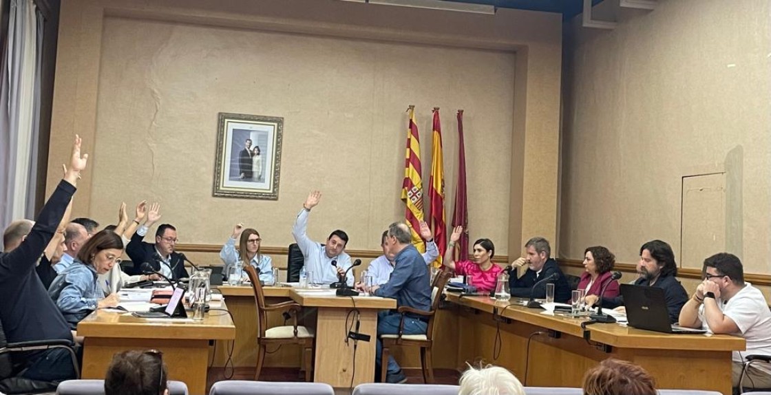 Alcañiz rechaza la supresión de paradas de autobús en las zonas rurales