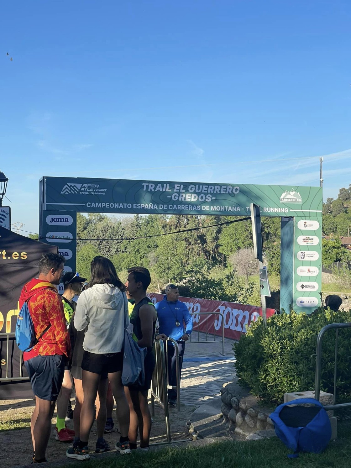 Podio por equipos para Matarraña Team en el Nacional de Subida Vertical