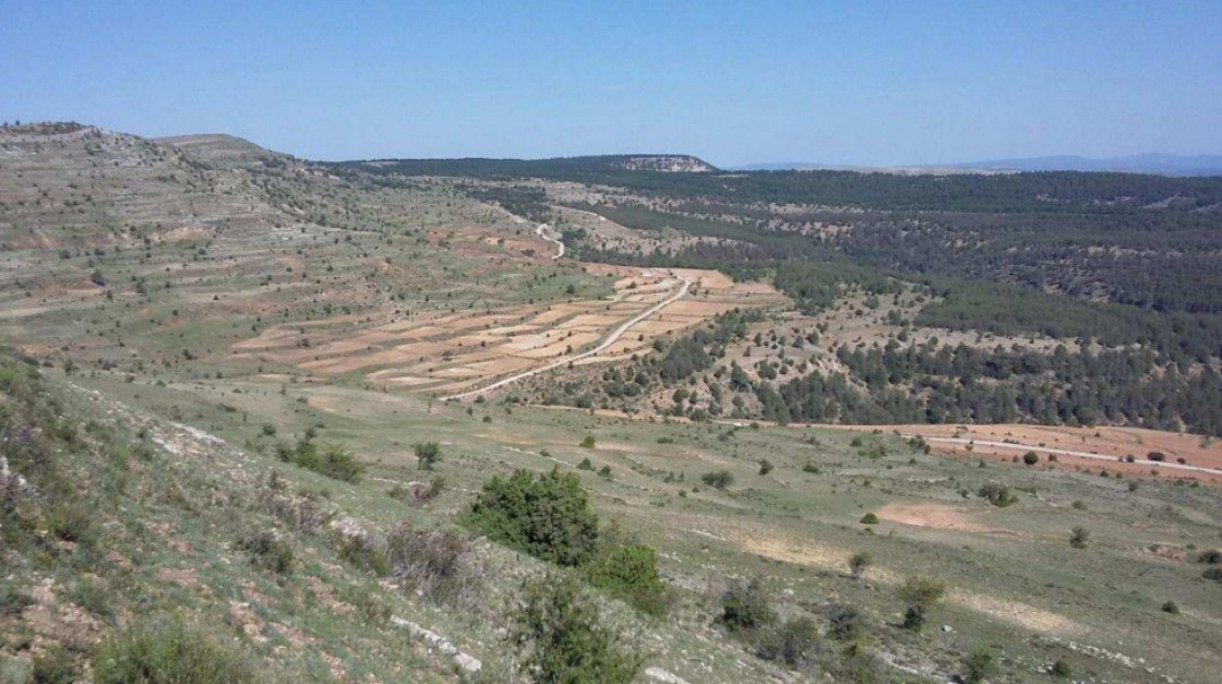 Jabaloyas inicia una recogida de firmas en contra de los proyectos mineros planificados en la zona