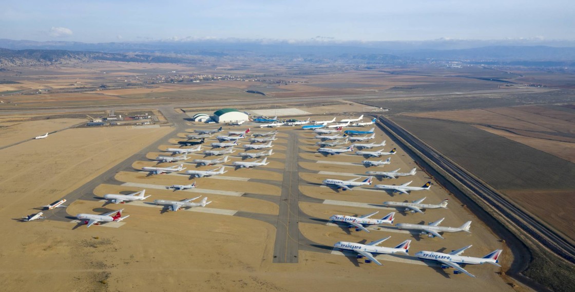 El Aeropuerto de Teruel suspende ahora la licitación para pavimentar la plataforma de servicio