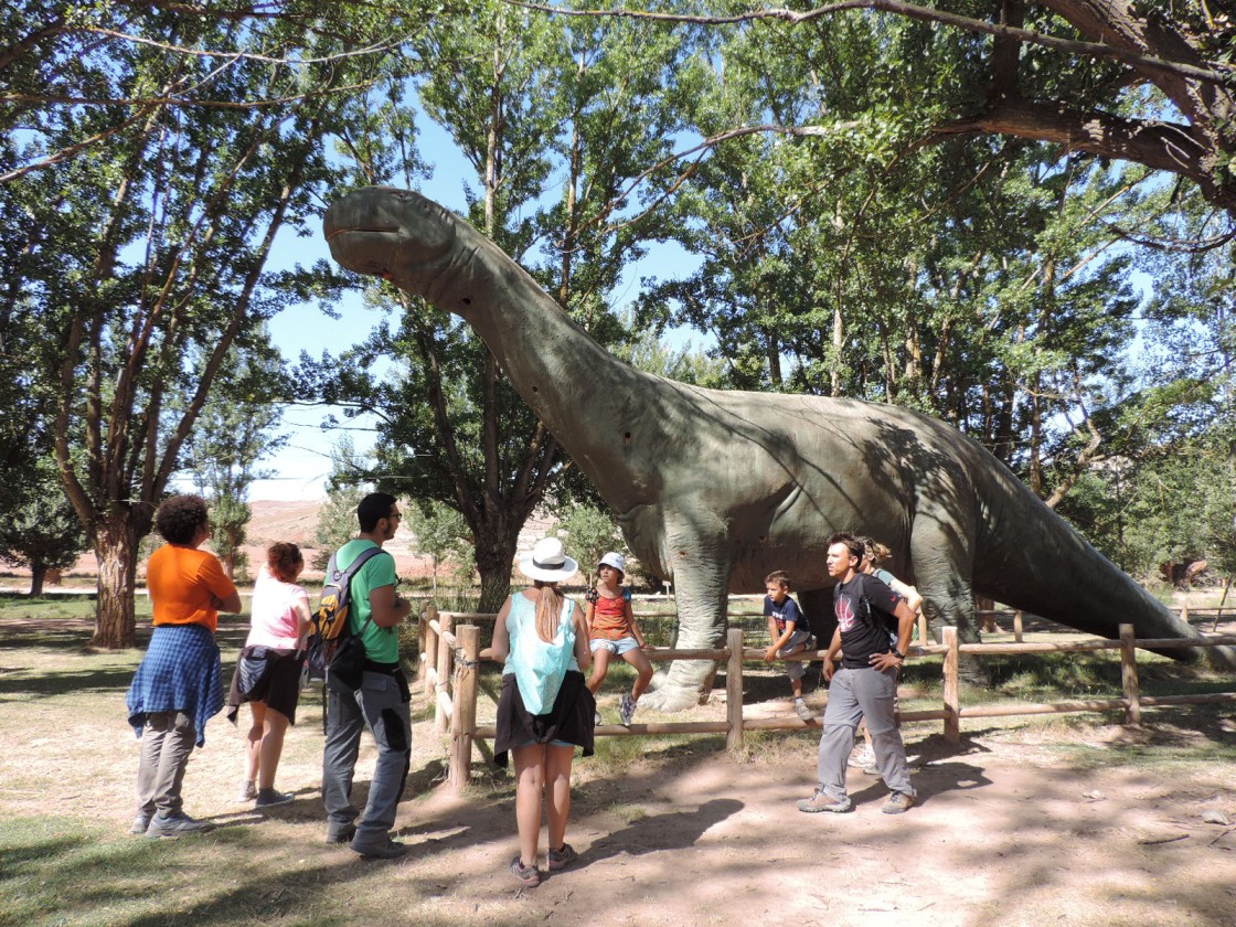 La empresa especializada Paleoymás construirá el 'Galveosaurus' del parque paleontológico de Galve