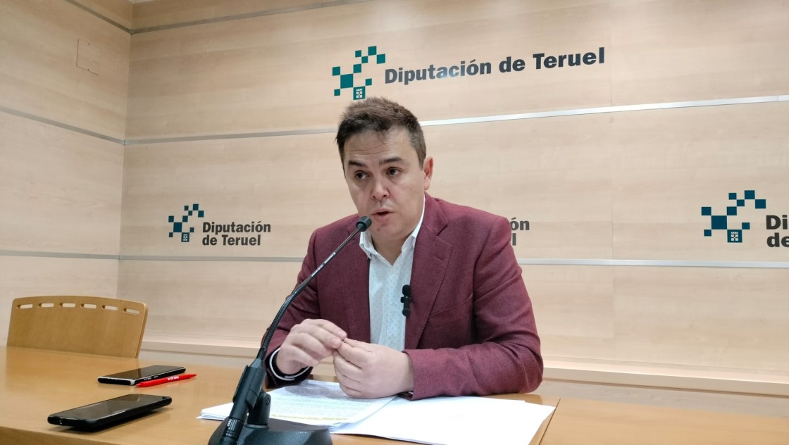 El PSOE insta a la DPT a complementar las ayudas por los daños agrícolas de los ciervos en los Montes Universales