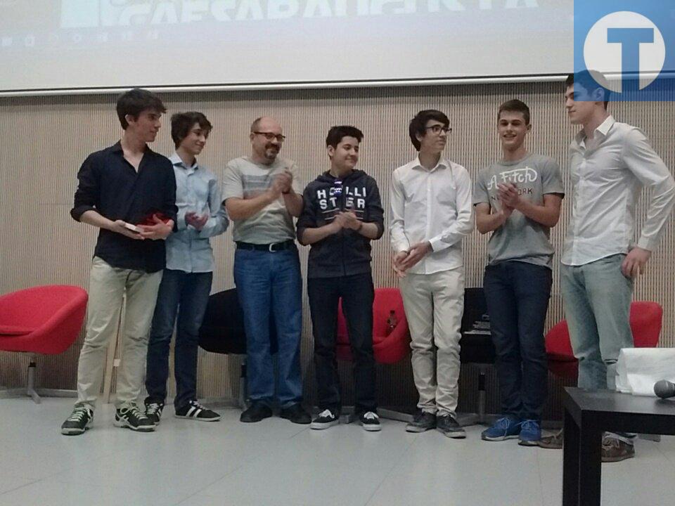 El IES el Burgo de Las Rozas gana el primer concurso nacional CanSat