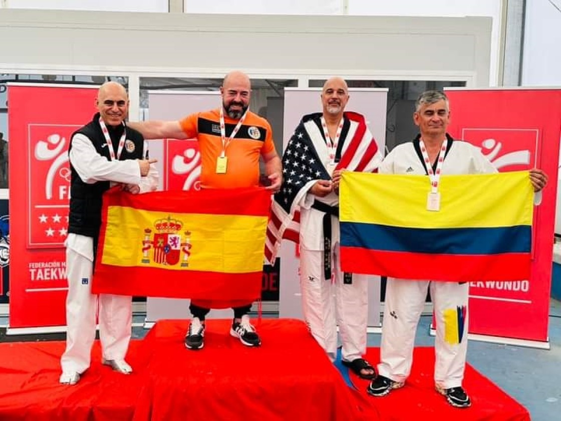 El Ciudad de Teruel de taekwondo, segundo por equipos en clase Master