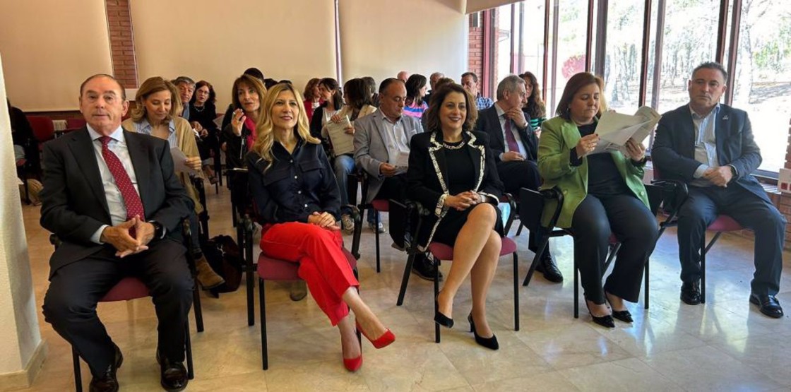 Mar Vaquero presenta en Teruel las ayudas destinadas a la formación de población activa, dotadas con 9,7 millones de euros