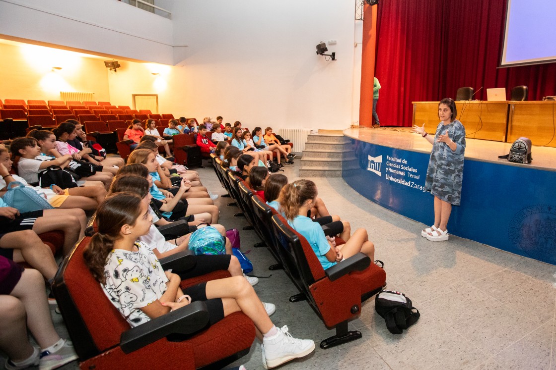 Unizar Kids invita a los escolares turolenses a conocer cómo será la vida en 2075