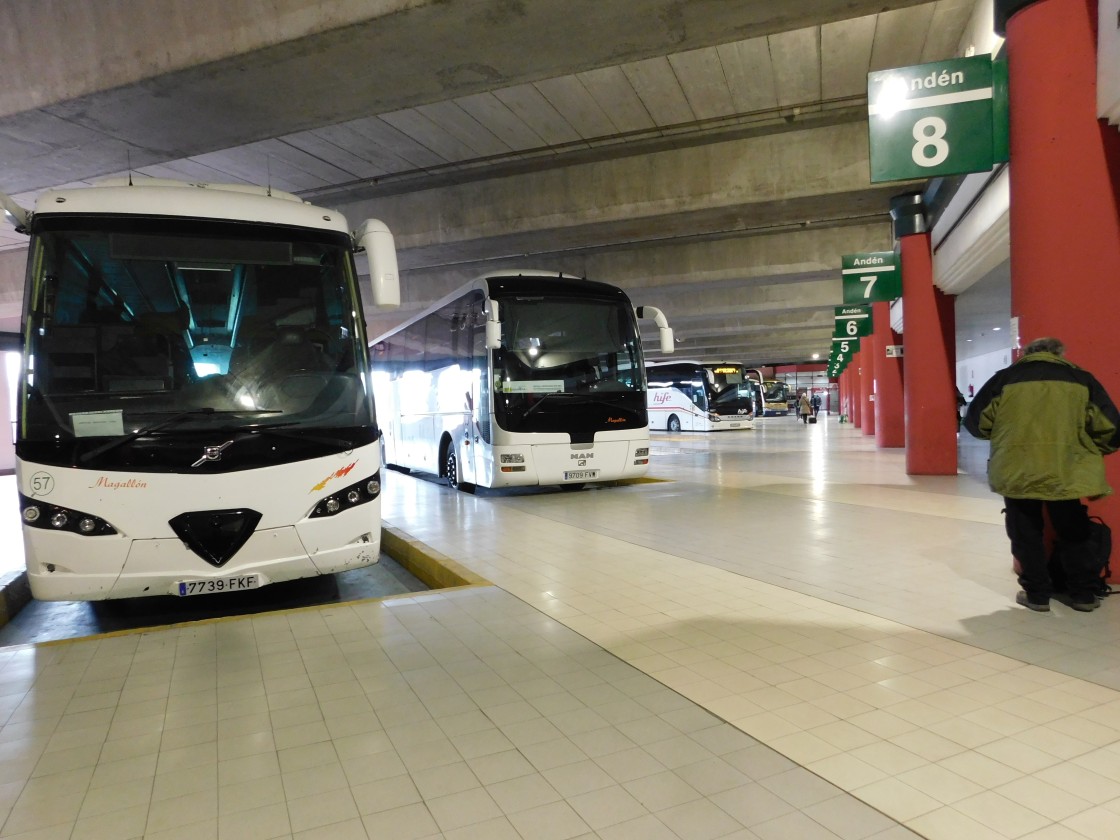 Transportes compensará por la supresión de paradas de autobús