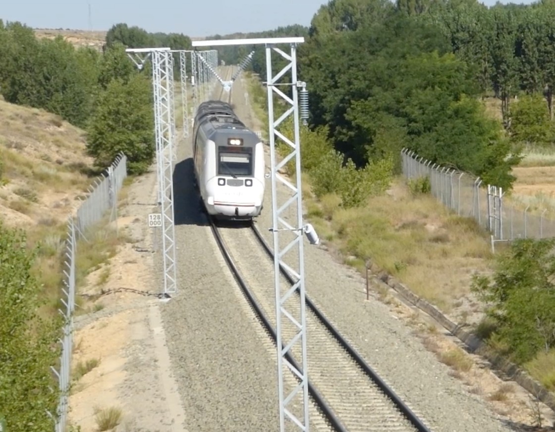 Transportes saca a información las expropiaciones para ampliar los gálibos de los túneles del tren