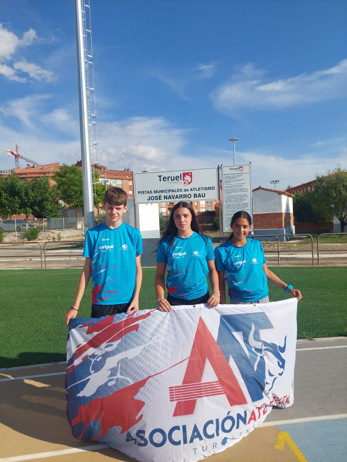 Presencia de la Atlética turolense y el Tragamillas en Lérida