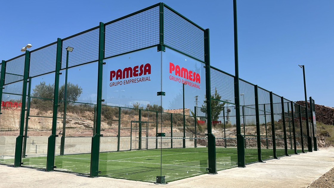 Pamesa Grupo Empresarial financia la nueva pista de pádel en Estercuel