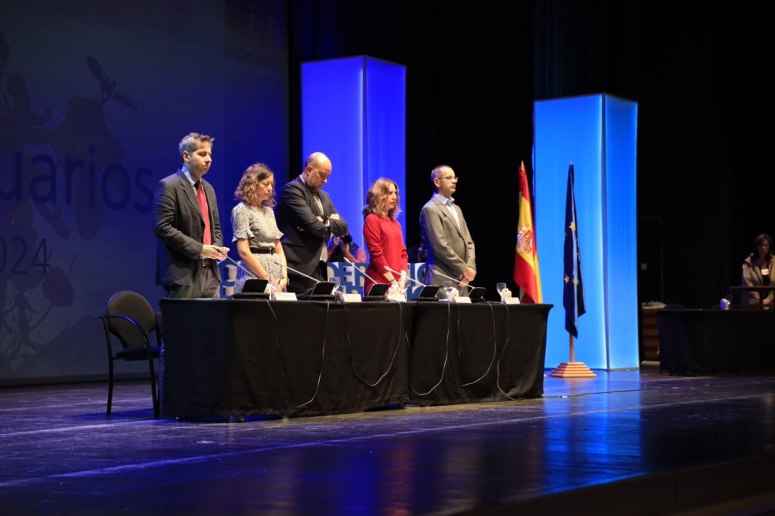 El presidente de la CHE reitera su compromiso con Montalbán