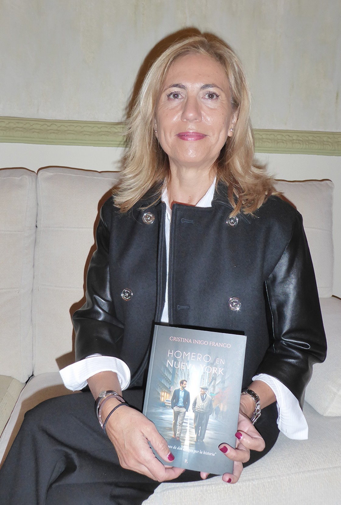 Cristina Inigo Franco, escritora, autora de la novela 'Homero en Nueva York': “Occidente está en decadencia porque no sabemos valorar lo que tenemos”