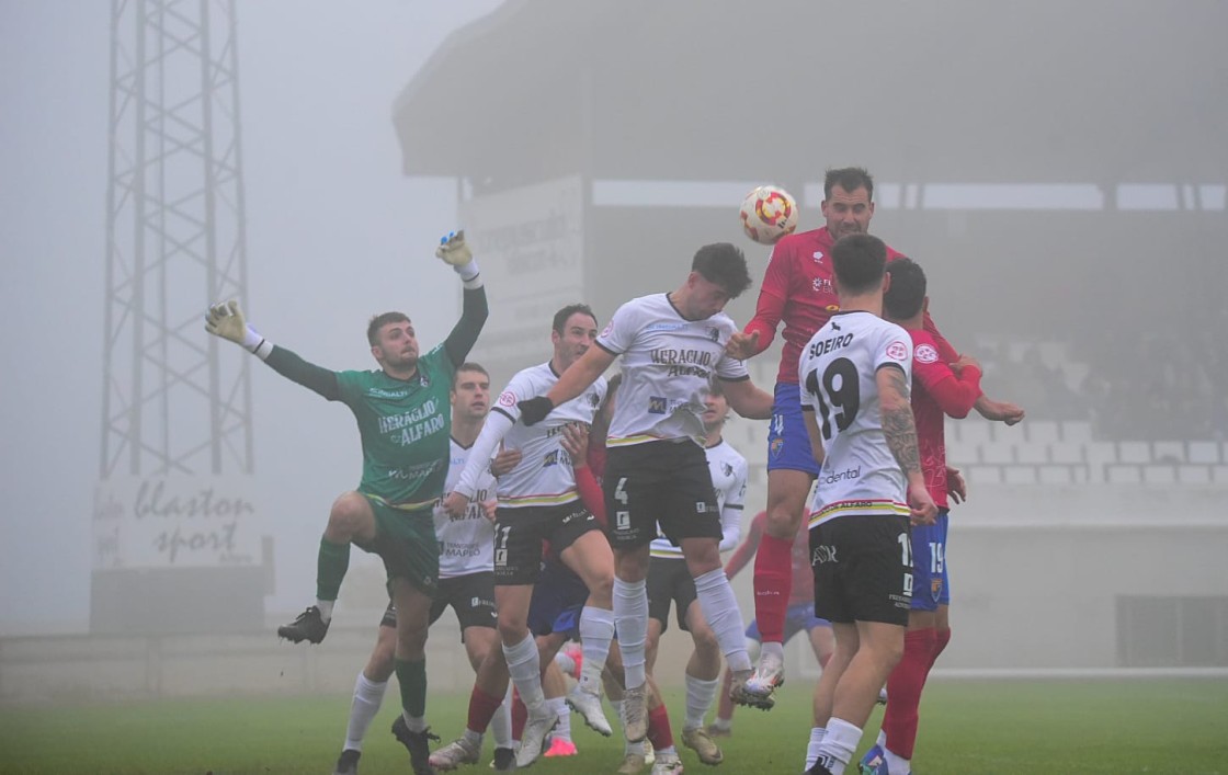 El CD Teruel vuelve a dejar la meta a cero casi dos meses después