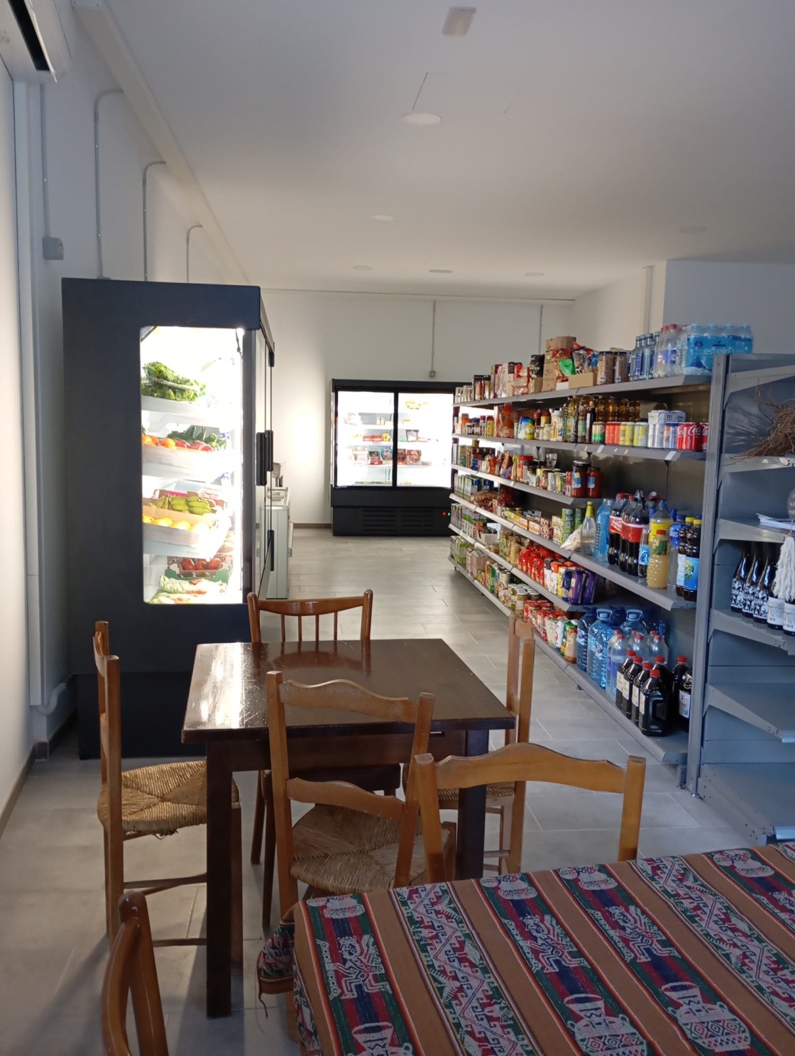 Gran acogida vecinal al nuevo Multiservicio Rural de Ráfales tras su primera semana