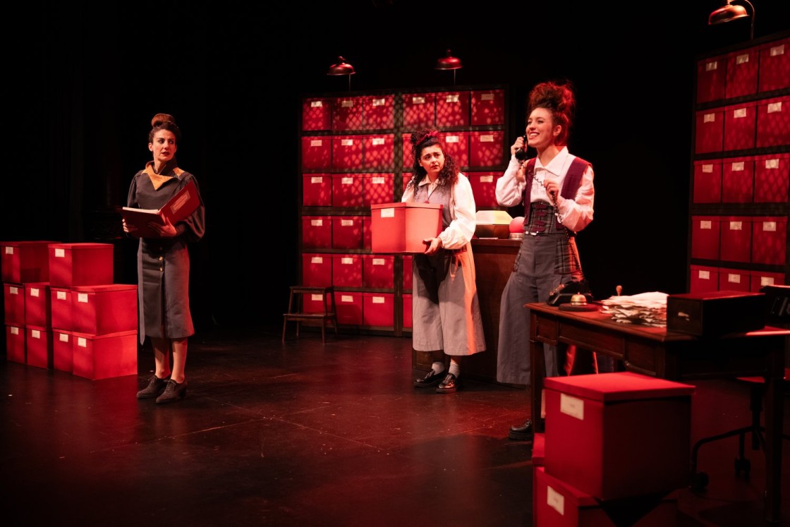 Los premios del teatro aragonés reconocen a Biribú Teatro como mejor proyecto revelación