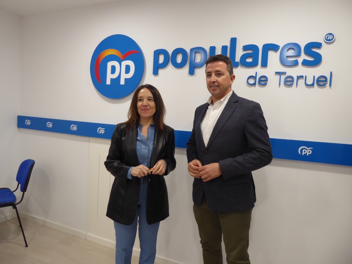 El PP acusa a Sánchez de dejar tirados a los turolenses con las líneas estatales