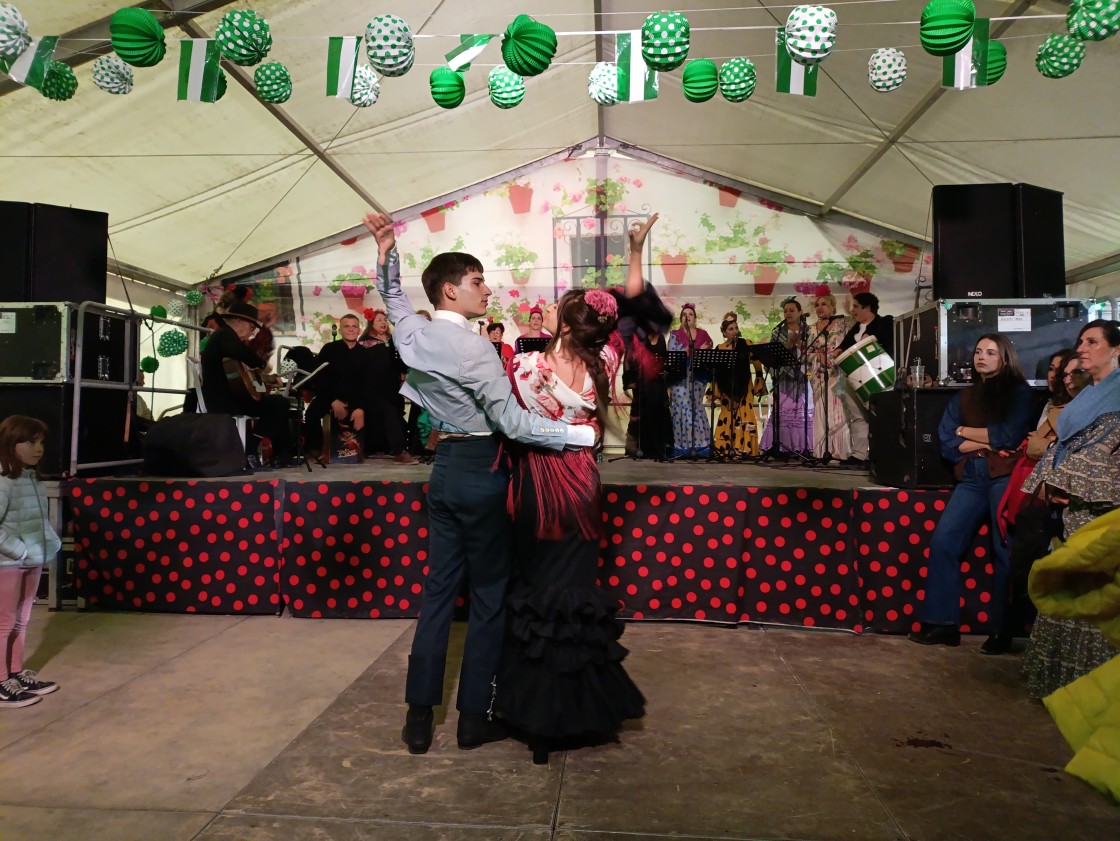 La alegría se desborda con el inicio de la Feria de Abril en Teruel